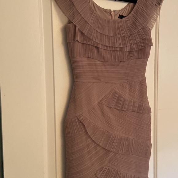 BCBG Maxazria soft pink tulle dress; Size 4; Worn once; Brand new condition. - Picture 6 of 6
